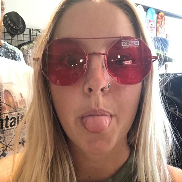 Meet your Posher, Bianca - Picture 1 of 1